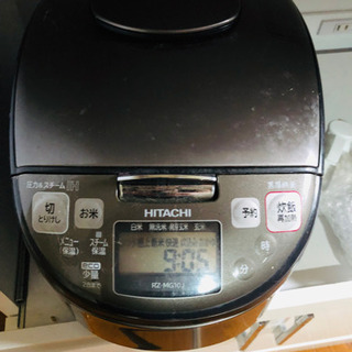 HITACHI 炊飯器 0円です。