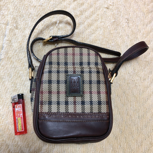 DAKSショルダーバッグ美品