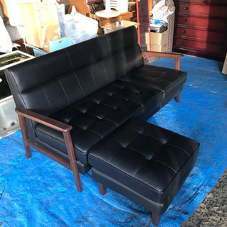 3人掛け レザーソファー ブラック オットマン付き