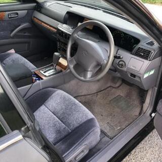Y34グロリア 車体の画像