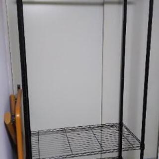 ルミナス？ハンガーラックの画像