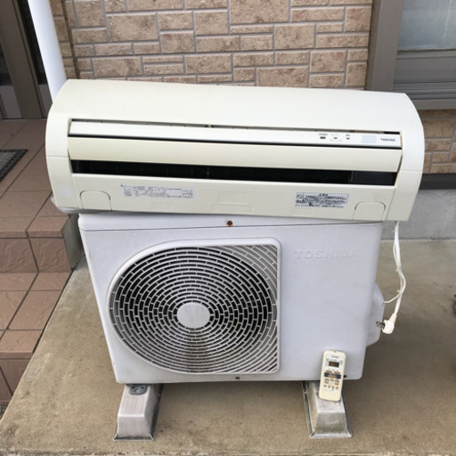 【無料配送】東芝 エアコン 6畳 RAS-221S TOSHIBA 壁掛けエアコン 2007年式 ガス回収済み 動作品