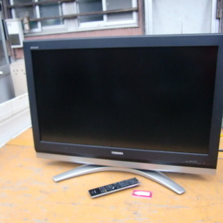 古いけどまだ見れます！３７型液晶テレビ　中古の画像
