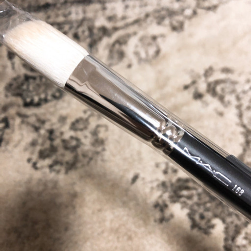 MAC ラージアングルコントアーブラシ