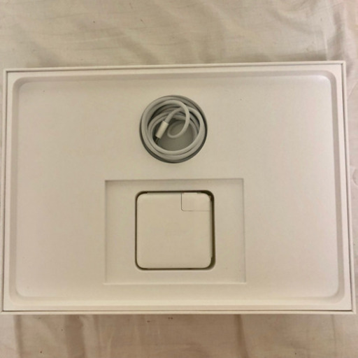 Macbook pro 13インチ SSD 256GB メモリー 8GB