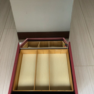 アンティーク 小物入れの画像