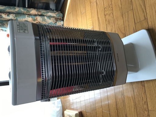 遠赤外線暖房機 ダイキン工業製品