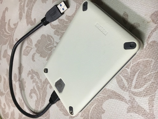 値下げ！I・O DATA製 1TB ポータブルHD HDPD-AUT1.0W（中古）