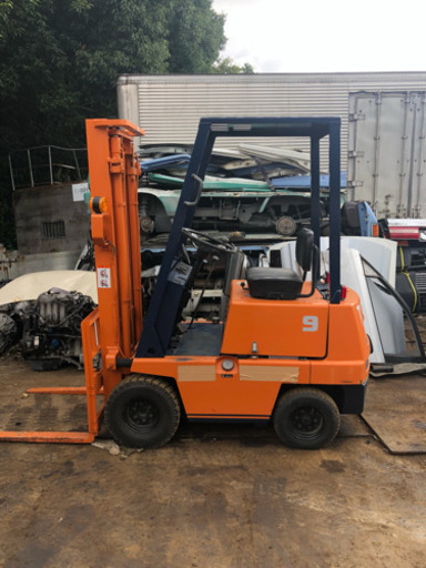 フォークリフト