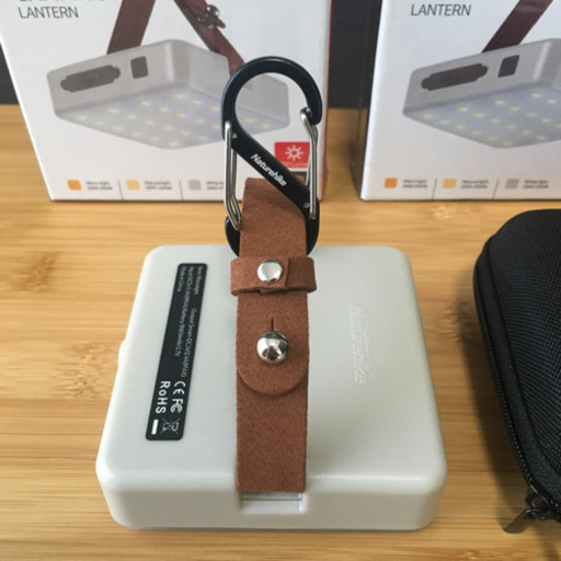 お得2個セット 新品 超光 付属品色々 LEDランタン キャンプ 照明 モバイルバッテリー アウトドア 撮影 ランタン 1300ルーメ