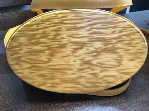 中古 LOUIS VUITTON  ルイ ヴィトン