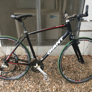 直接引取希望　埼玉ふじみ野GIANT クロスバイクＭ➕専用フロアポンプ GIANTクロスバイク在庫状況5/29更新 ｜ ジャイアントストア前橋