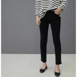 【美品】storynine ブラックデニム ストレッチスリム Mサイズ