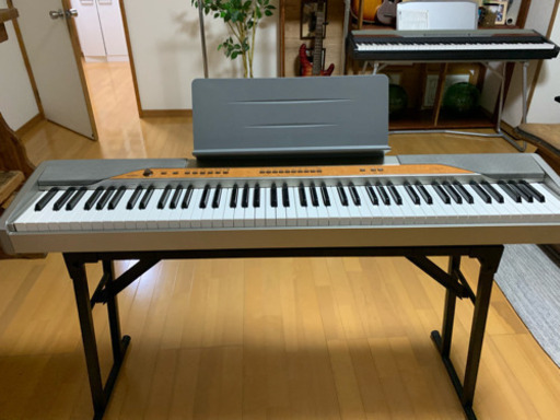 鍵盤楽器、ピアノ CASIO Privia  PX-110
