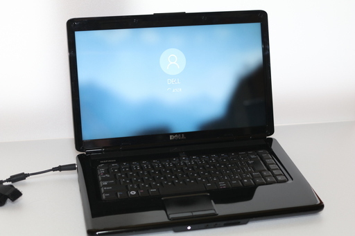 お譲りします。DELL inspiron 1545。　 最新　Windows10　 vol 8