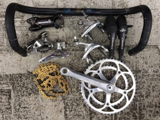 ディープリムと旧カンパニョーロ10sコンポ