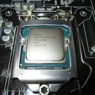 【美品】PCケース+CPU i5-4590+ GA-H81M-D3V-JPの画像