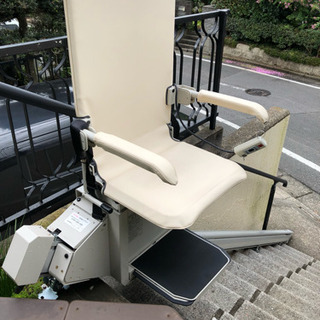 階段昇降機値