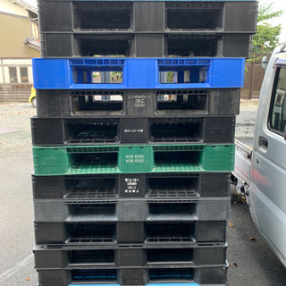 プラスチックパレット 1100✖︎1100