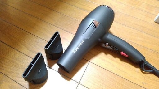 2000W速乾大風量マイナスイオンヘアドライヤー／サロン用／冷風雪ボタン付き