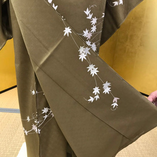 訪問着 紅葉文様 着物の画像