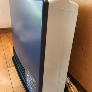 急ぎ引取り歓迎  都市ガス用ガスファンヒーターの画像