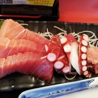 もてなしや　特選もてなしや焼き魚御膳（焼魚と鮮度抜群のお刺身盛り...