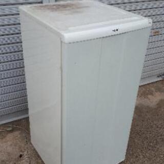 冷凍庫　Haier JF-NU100B