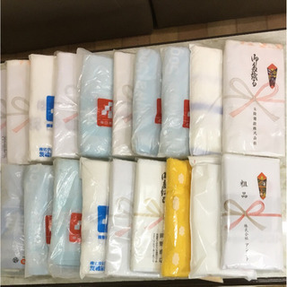 企業名入りタオル  42枚＋プレゼント品