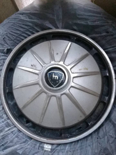 当時モノ。マツダホイールキャップ