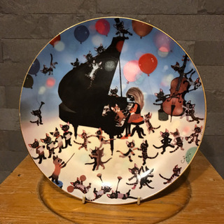 猫好きさん必見！ 藤城清治さんの絵皿（猫と少女の音楽会）