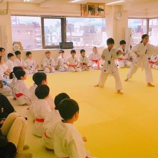 小学4年生以上募集中★四谷【キッズ教育専門】空手教室の画像
