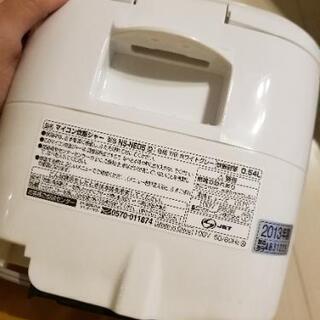 再登録 ZOJIRUSHI 炊飯器 3合炊きの画像