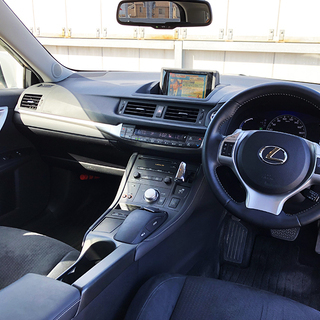 ご成約を頂き 有難うございました 程度極上　レクサスCT200h☆の画像