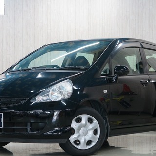 ⭐誰でも車がローンで買える⭐ 🚗自社ローン専門店🚗フィット １．３Ａ