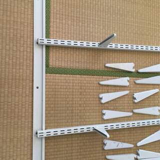 壁に取り付ける棚 2セットの画像