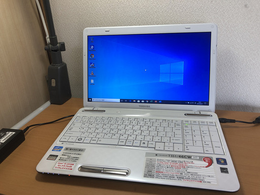 再投稿　中古　東芝ダイナブック　T351/46CW　Core i5  メモリ4GB  新品SSD240GB