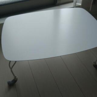 ニトリ猫足テーブル白