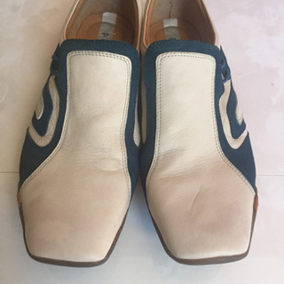 靴(クラークス)27センチの画像