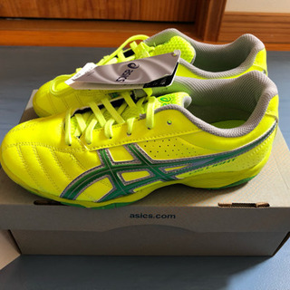 アシックス  21.0cm  新品トレーニングシューズの画像