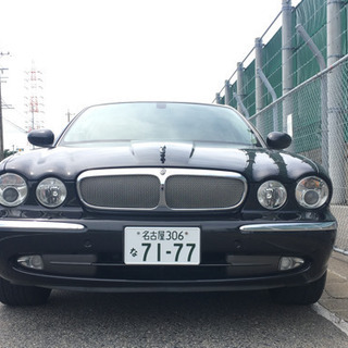 成約済み　ジャガーXJ8 