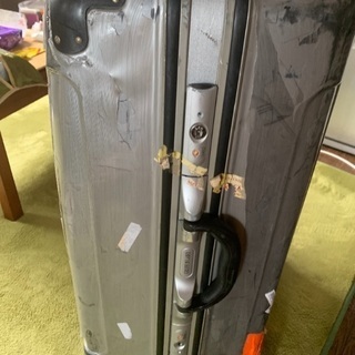 スーツケースの画像