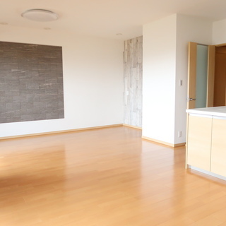 幸創住建では、仲間となる人材を募集しています。の画像