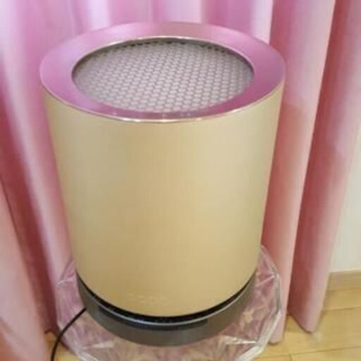 美品！カドーのゴールド色の空気清浄機！