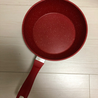 ★残り1つ★家庭用フライパン 単身に最適 万能フライパン