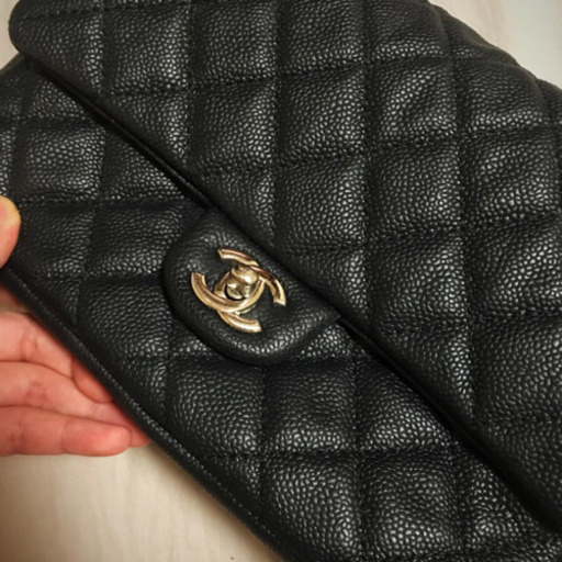 シャネル CHANEL キャビアスキン