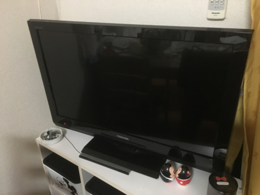 TOSHIBA 32V型テレビ