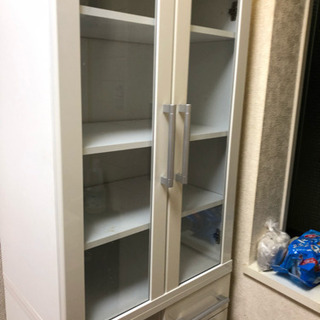 食器棚譲りますの画像