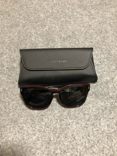 バレンティノ   サングラス新品未使用