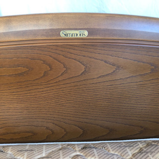 シモンズベッドの画像